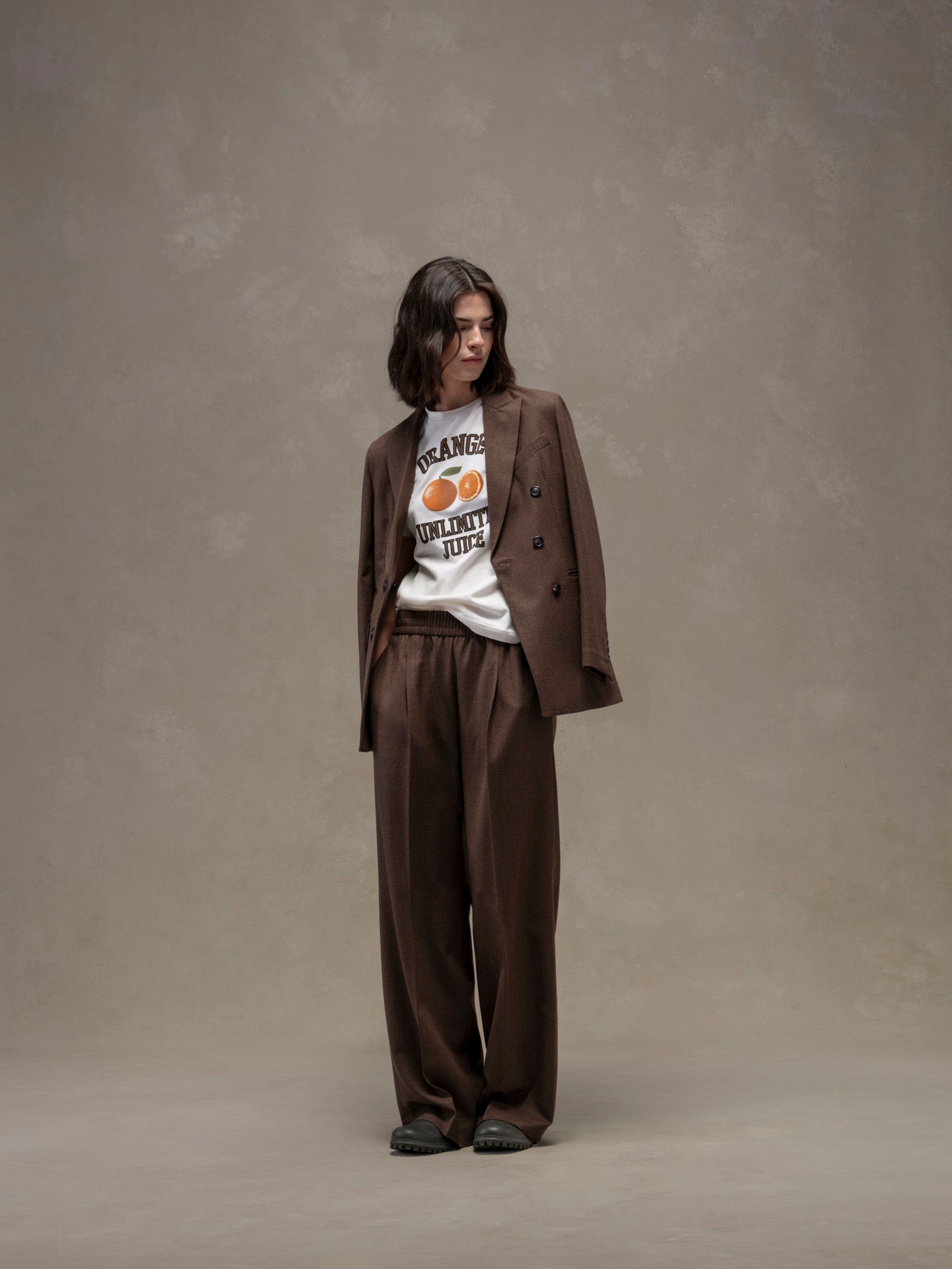 Look Donna 12