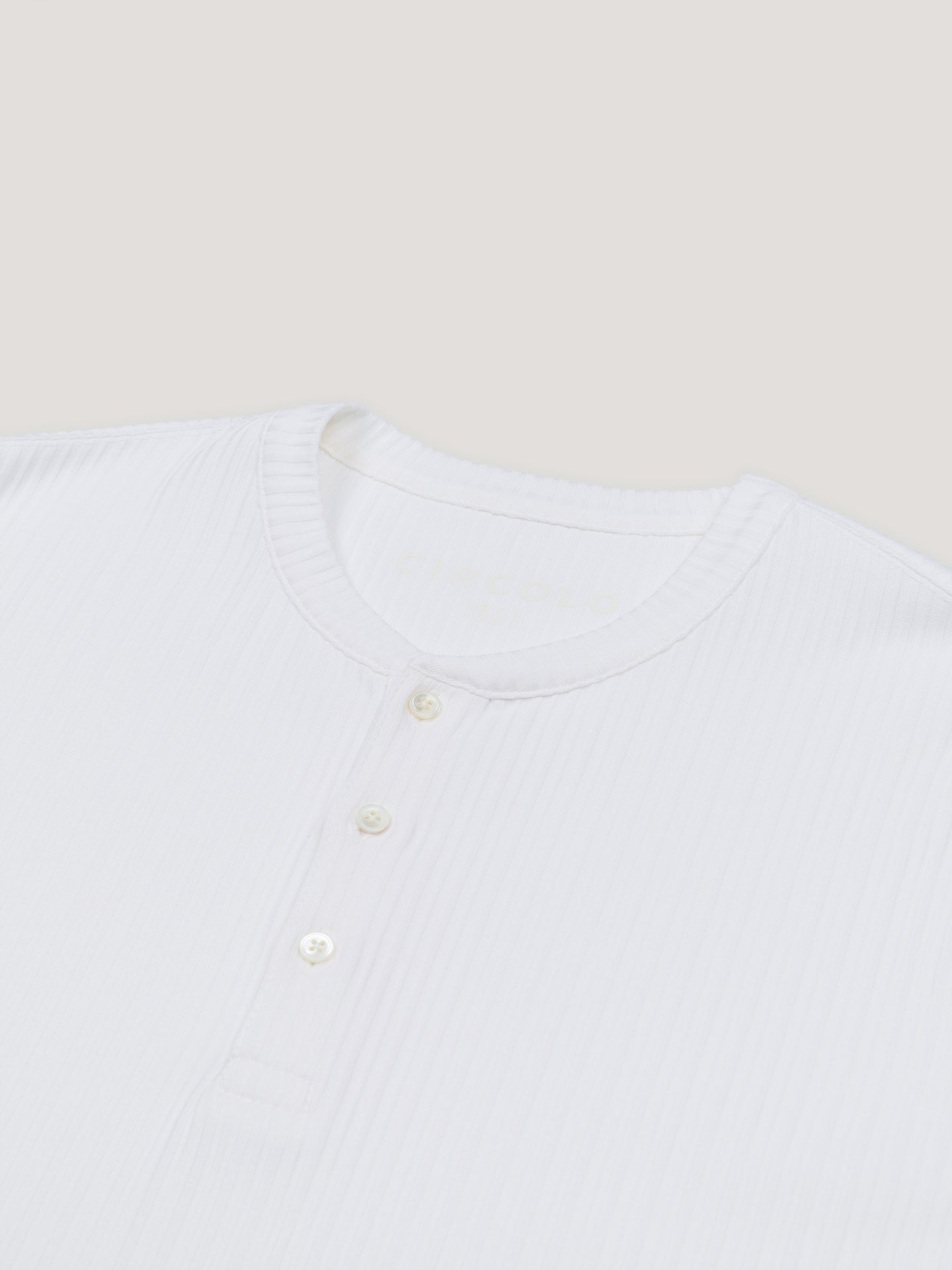 Ribbed Henley t-shirt