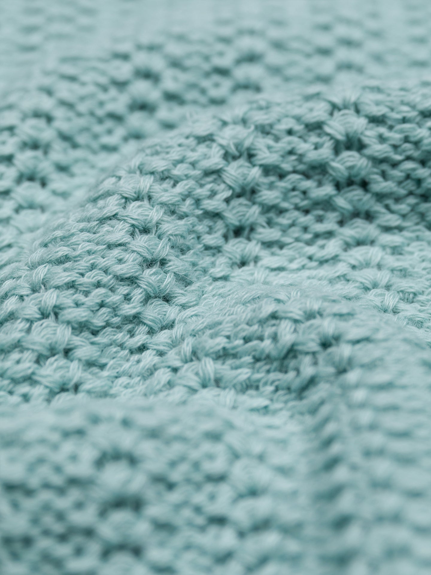 Eyelet pattern Gilet