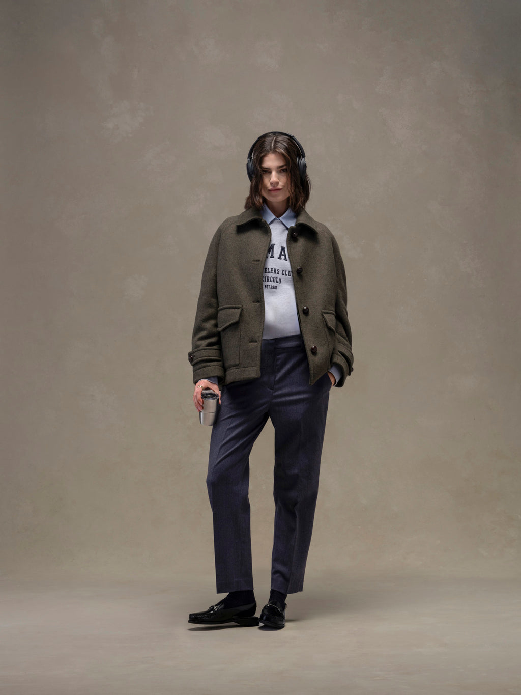 Over pocketed coat