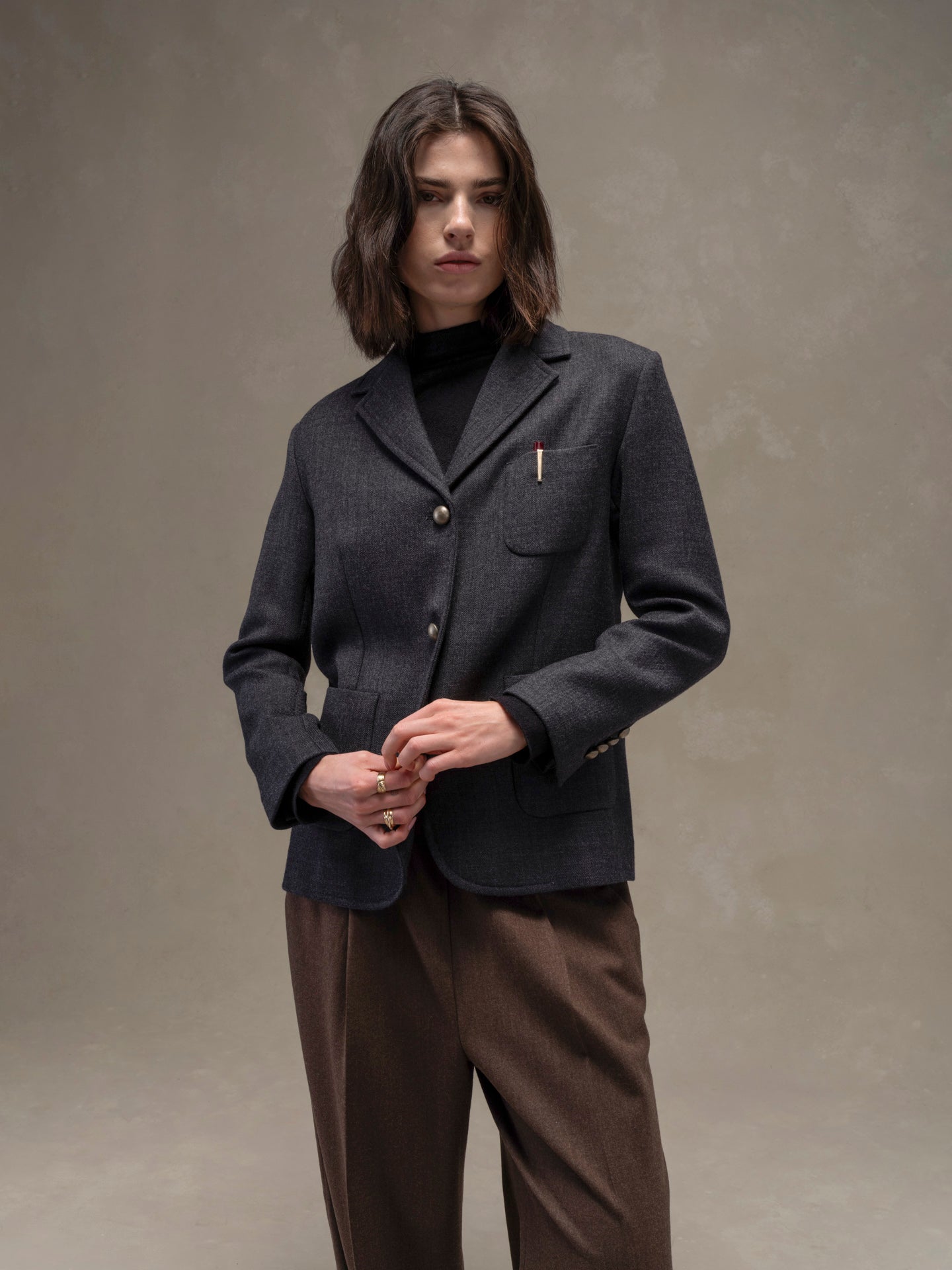 Three buttons jacket
