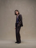 Diagonal masculine trousers