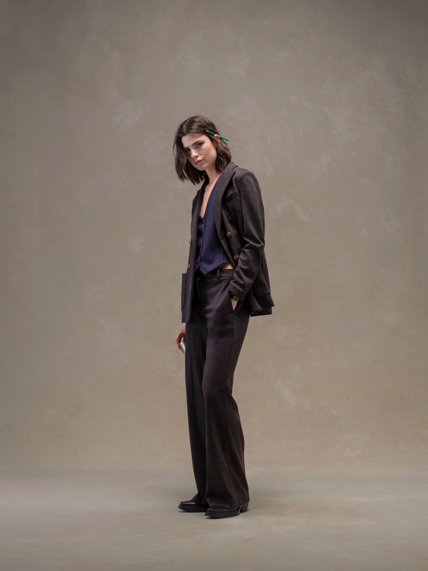 Diagonal masculine trousers