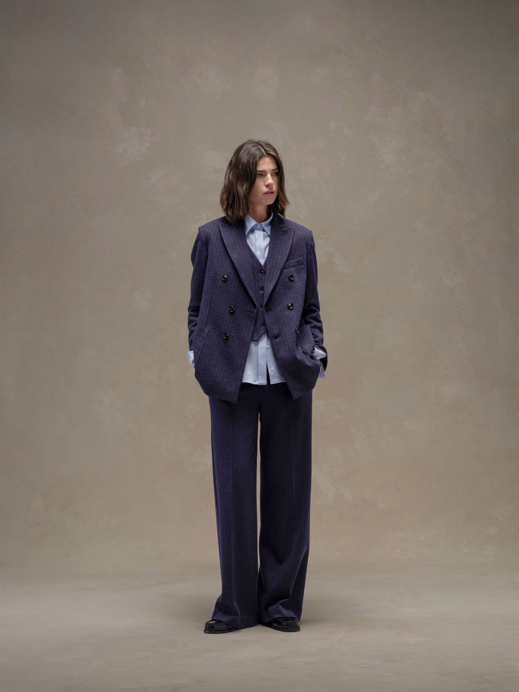Masculine trousers
