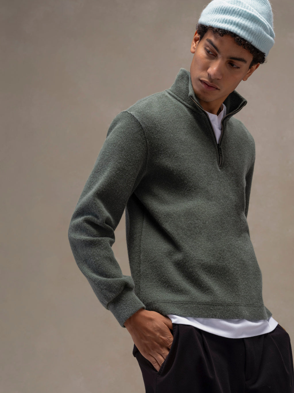 Ribbed turtleneck sweatshirt