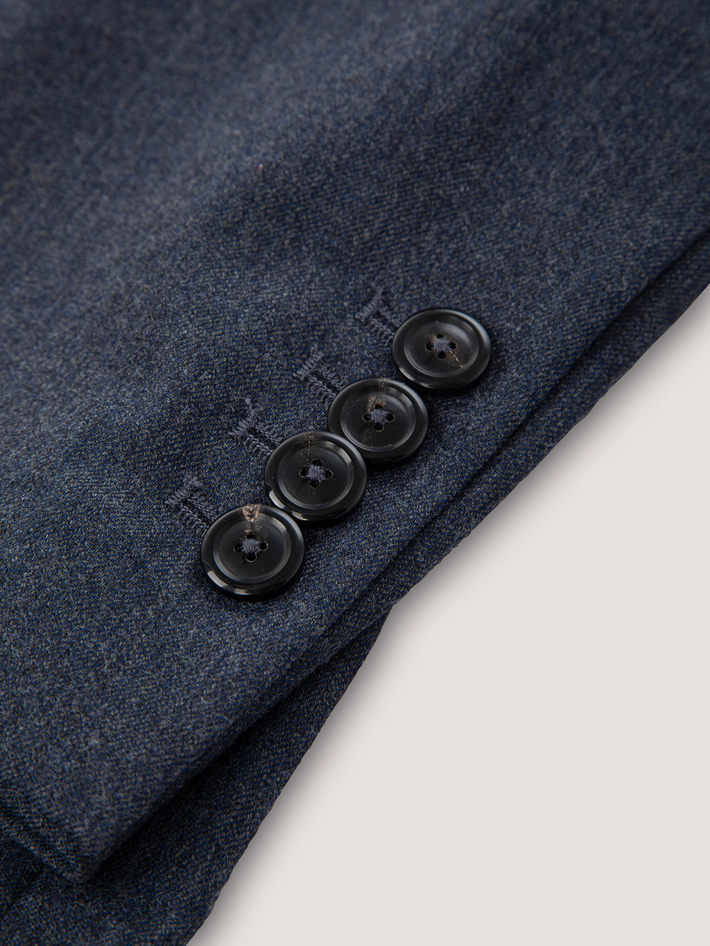 Three buttons blazer