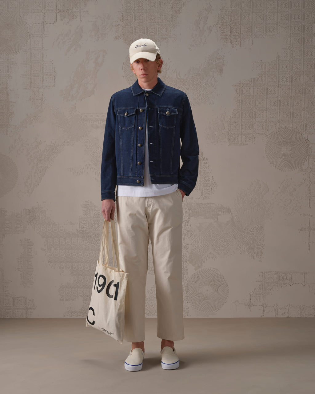 Media gallery CN5225 order 1