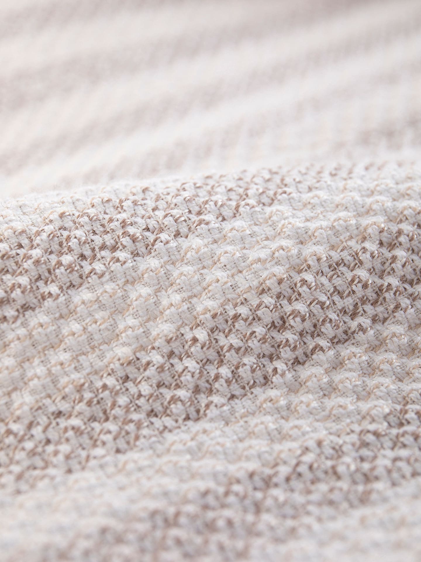 Media gallery CN5302 order 4