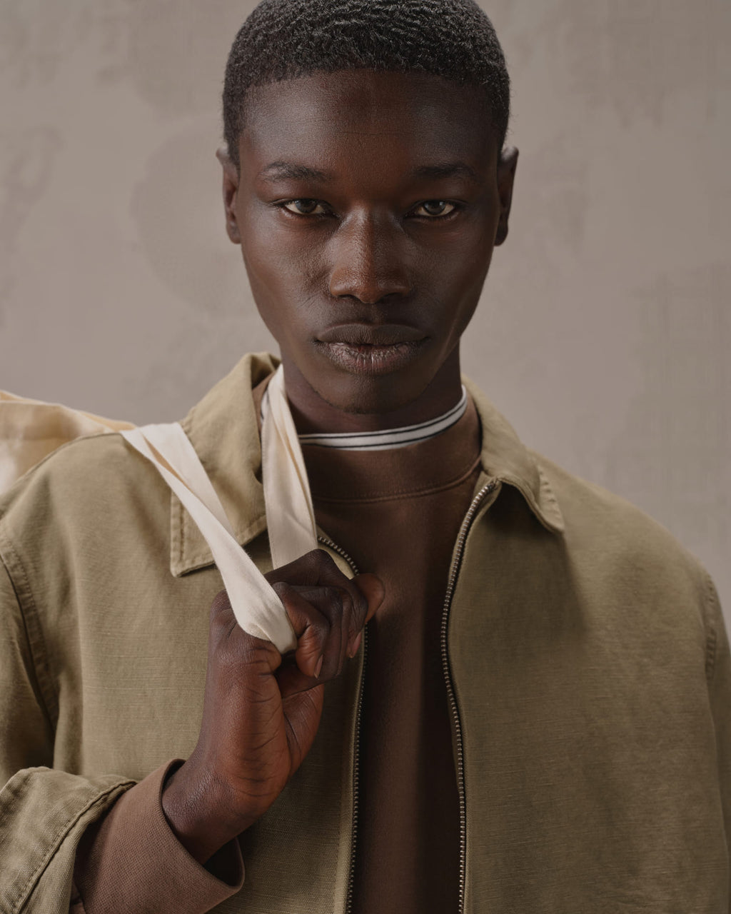 Media gallery CN5317 order 4