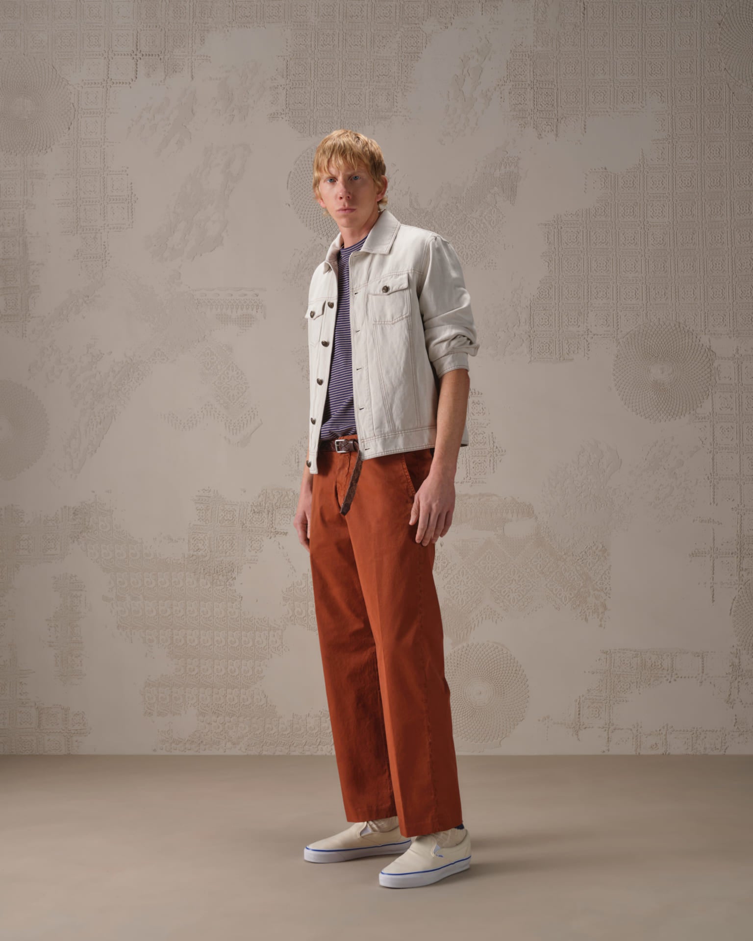 Media gallery CN5320 order 1