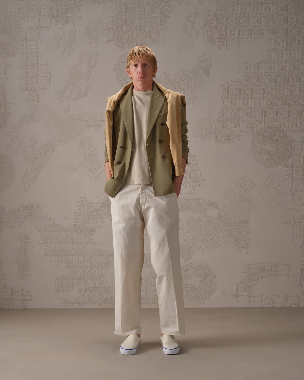 Media gallery CN5339 order 1