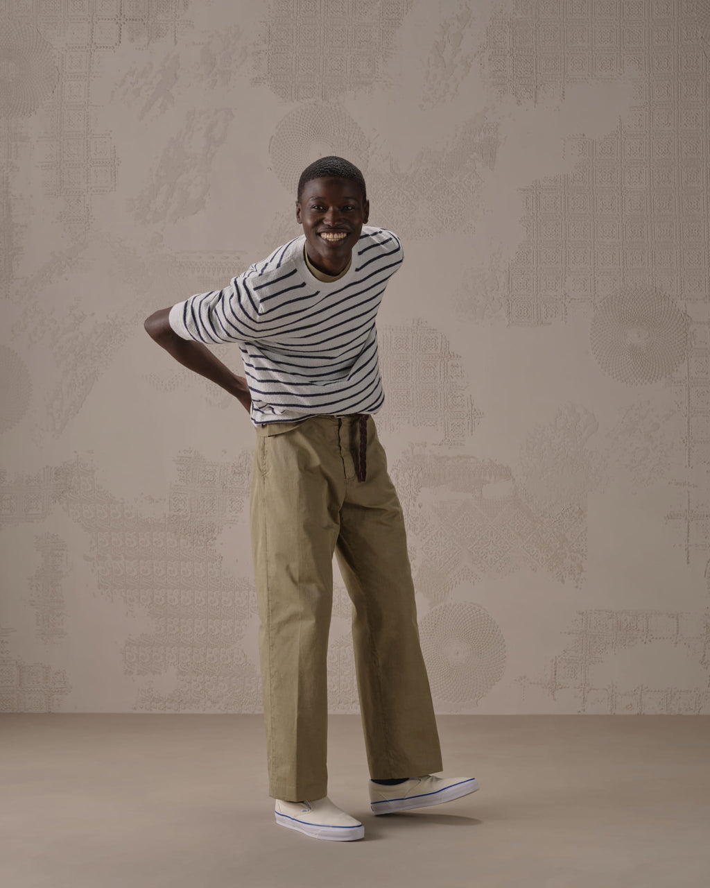 Media gallery CN5355 order 3