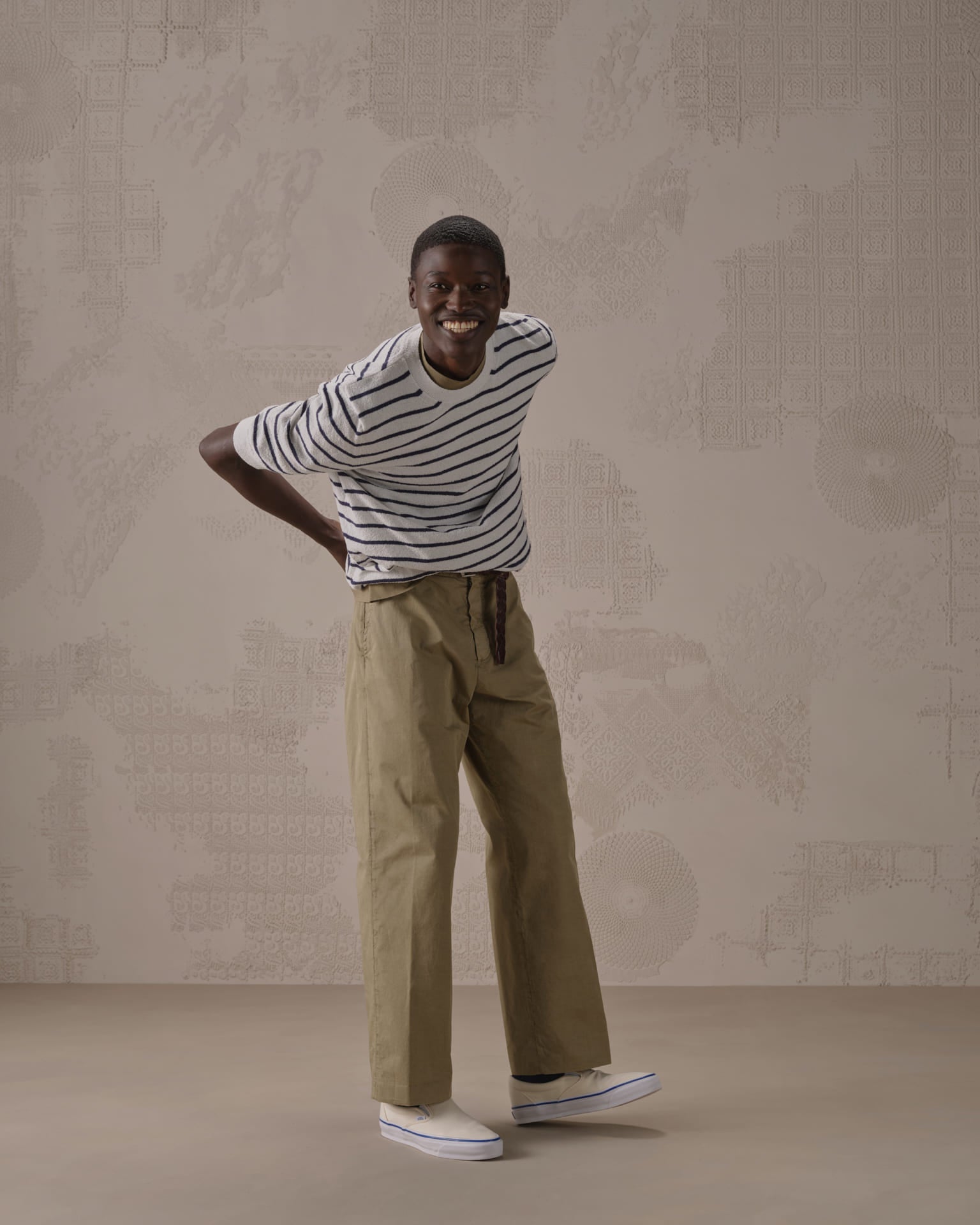 Media gallery CN5355 order 3