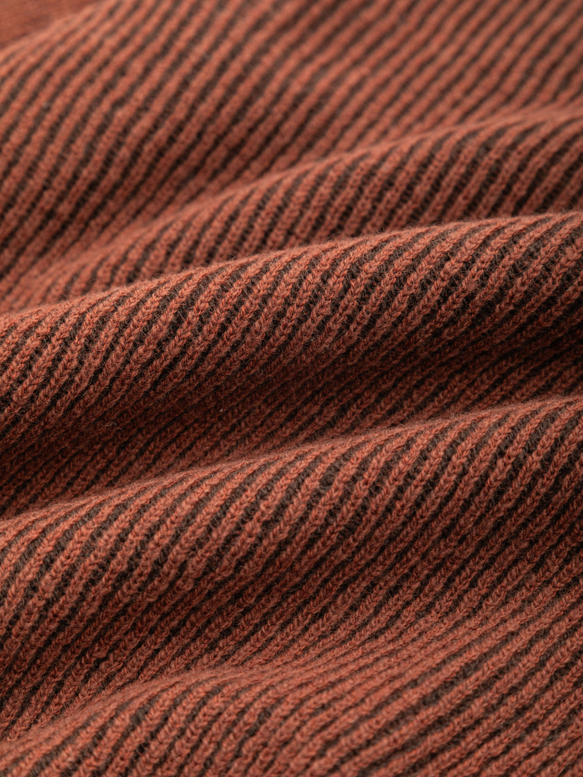 Maglia girocollo in lana