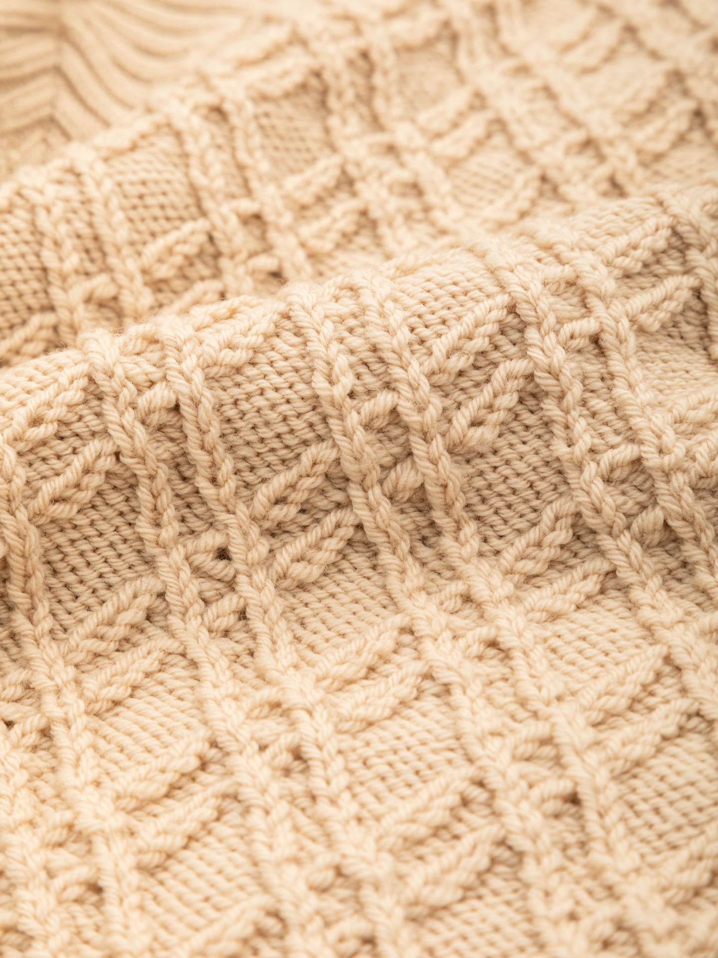 Gilet in lana merino fine diamond stitch