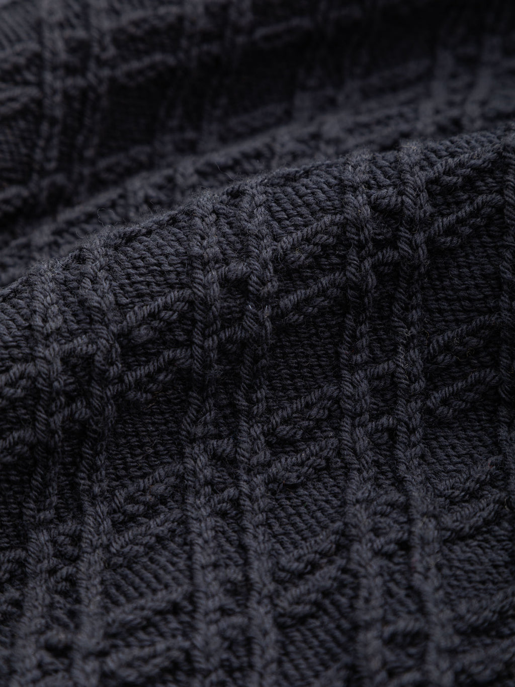 Dolcevita in lana merino fine diamond stitch