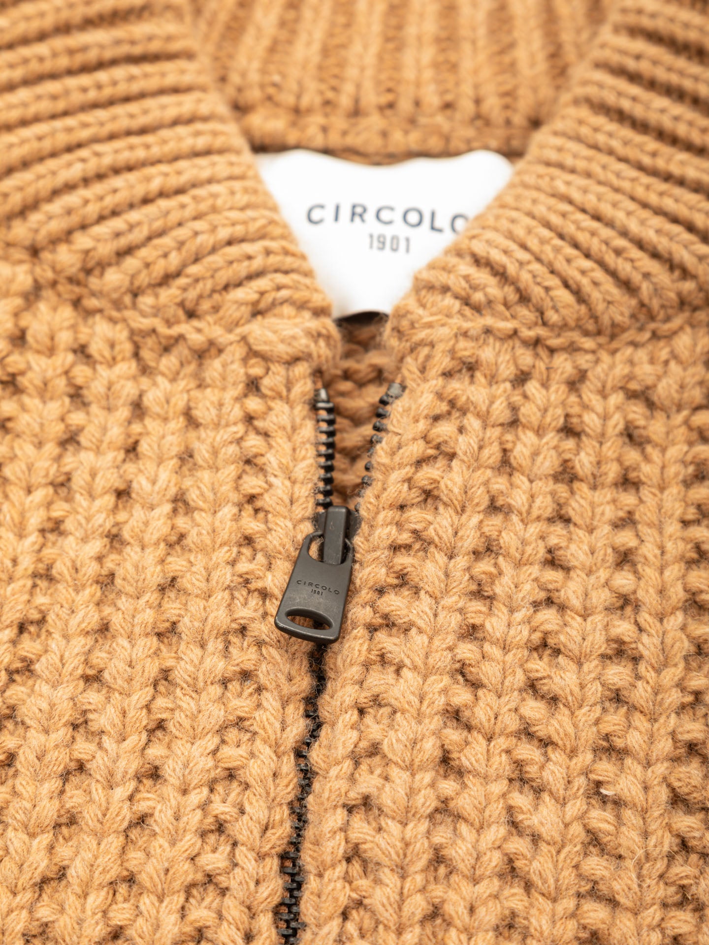 Bomber in lana grain stitch