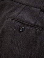 Diagonal masculine trousers